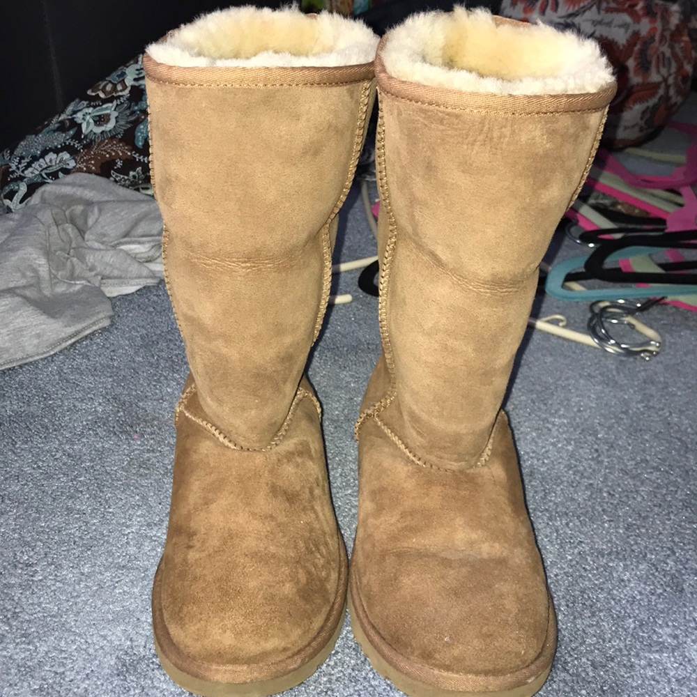 Uggs Boots - image 3
